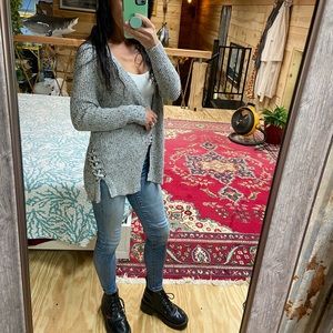 Small American eagle cardigan grey